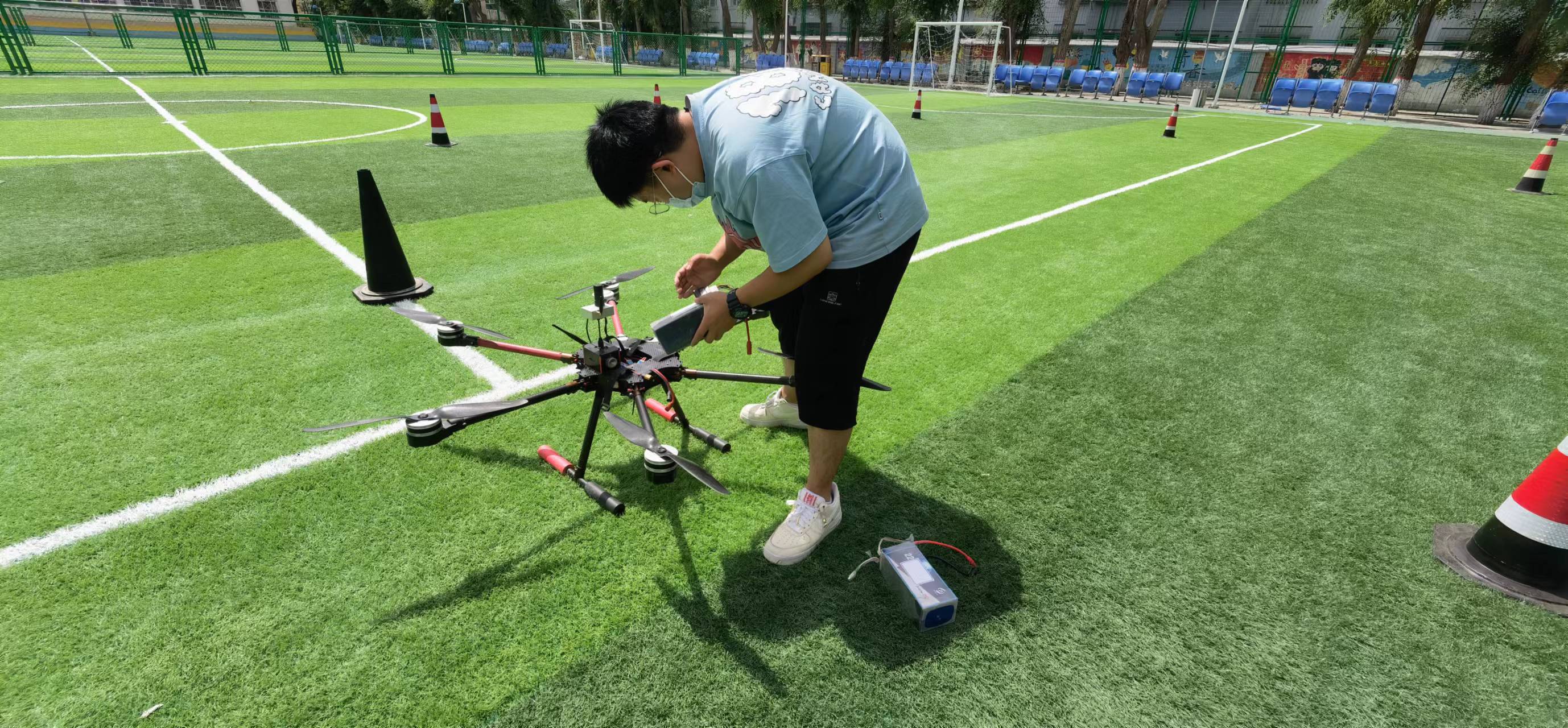 保華潤(rùn)天航空告訴你：無(wú)人機(jī)駕駛證怎么考取？