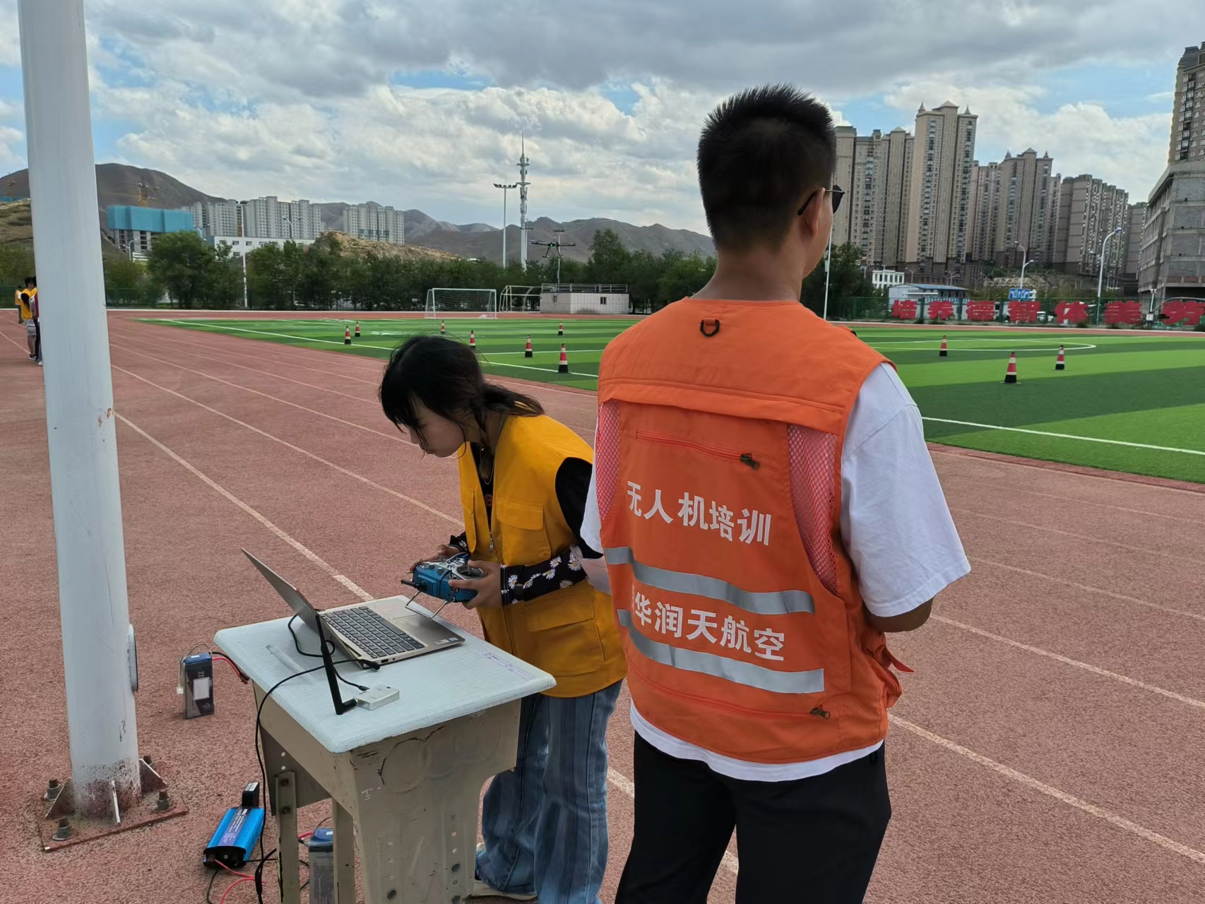 無(wú)人機(jī)考證多少錢(qián),新疆無(wú)人機(jī)考證多少錢(qián) 無(wú)人機(jī)培訓(xùn)考證費(fèi),無(wú)人機(jī)培訓(xùn)多少錢(qián)?