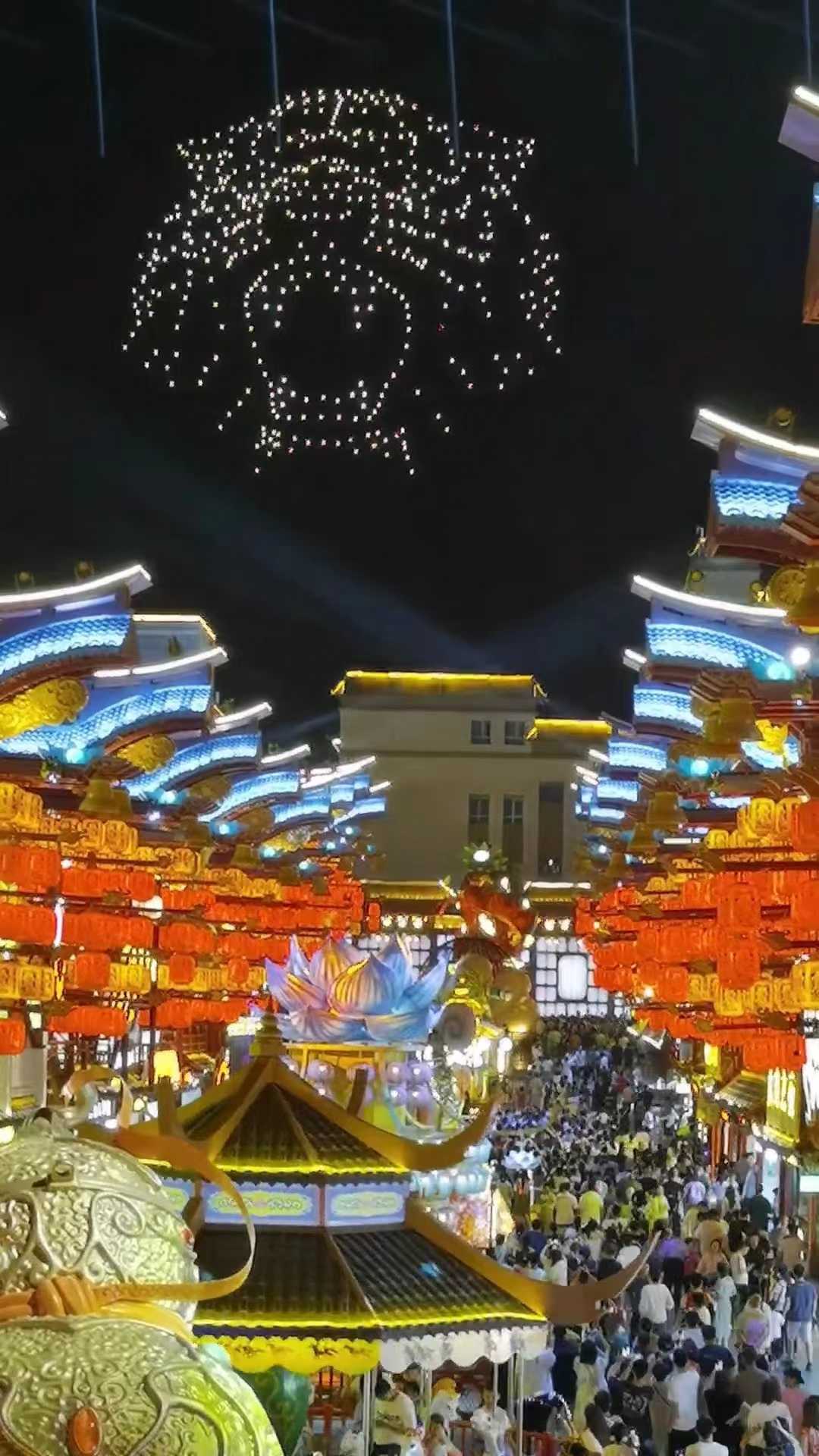 無人機(jī)飛行表演,新疆無人機(jī)飛行表演 無人機(jī)編隊(duì)飛行表演對(duì)場(chǎng)地有什么要求嗎