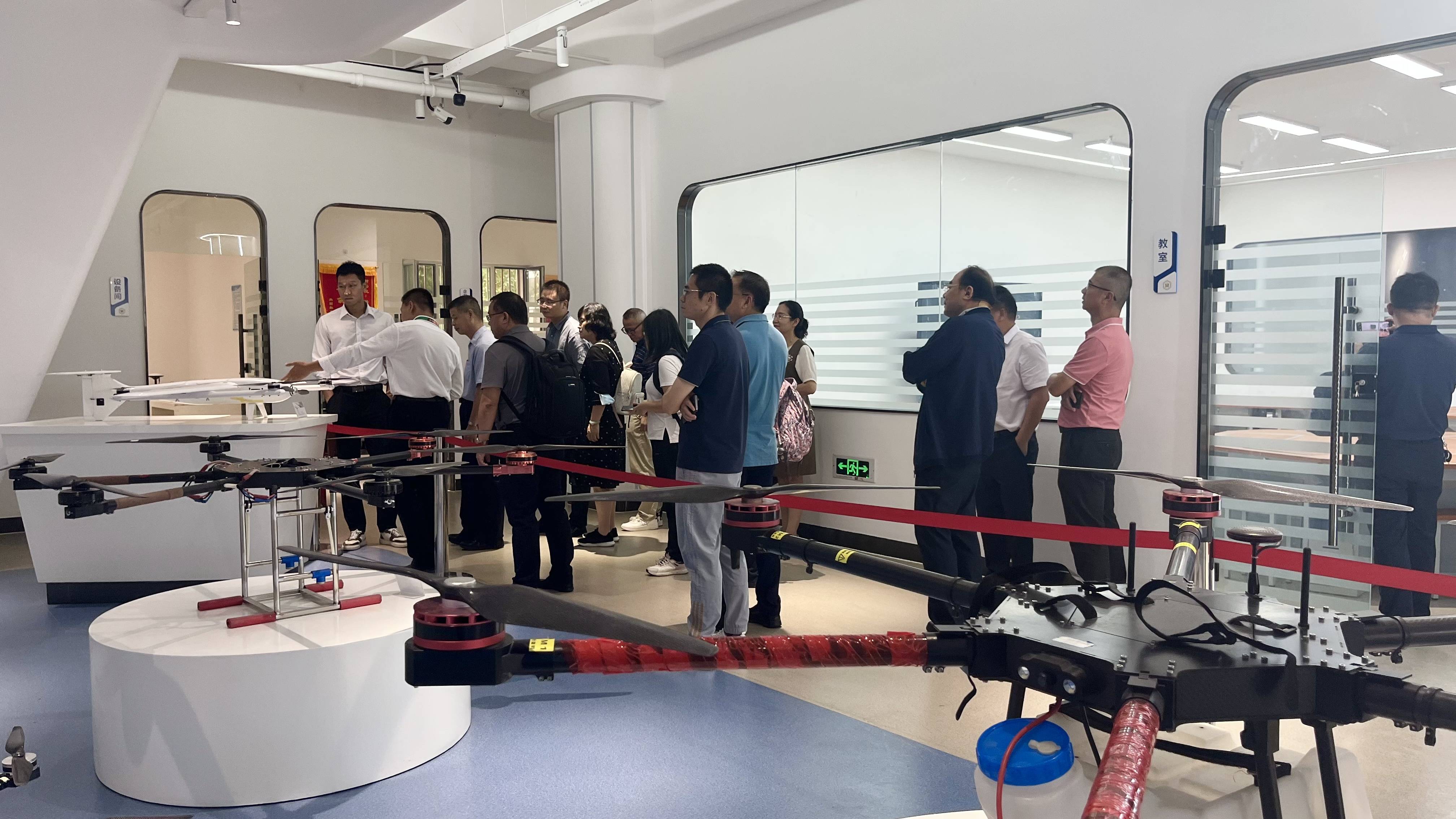 有無人機執照，怎么接單賺錢