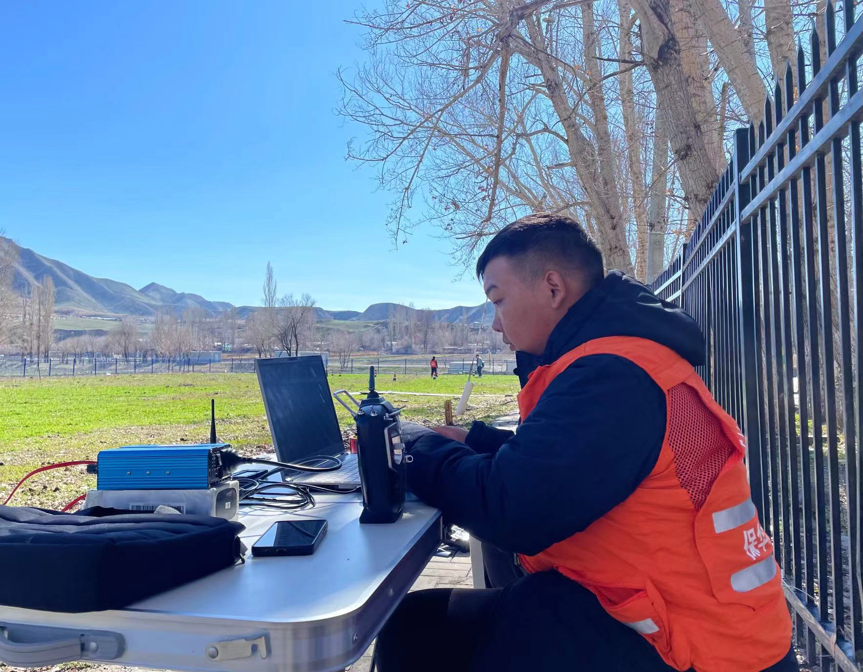 新疆無人機培訓保華潤天航空CAAC執照2024年4月班培訓中,五月可預約