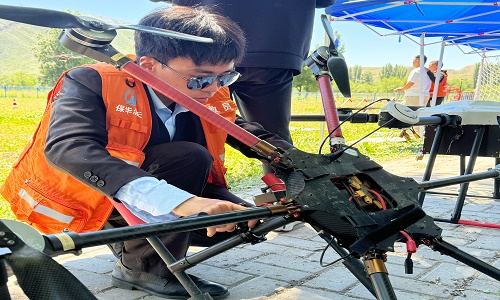 【新疆保華潤天航空無人機培訓】2024年無人機飛行新規(guī):安全指引大揭秘