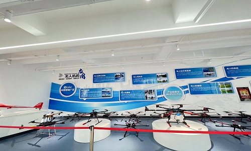未來已來，烏魯木齊保華潤天引領(lǐng)無人機(jī)專業(yè)培訓(xùn)革命