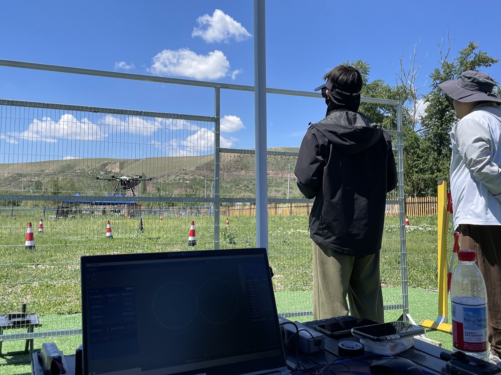 新疆無人機考證哪家強？保華潤天航空培訓，通過率稱王！