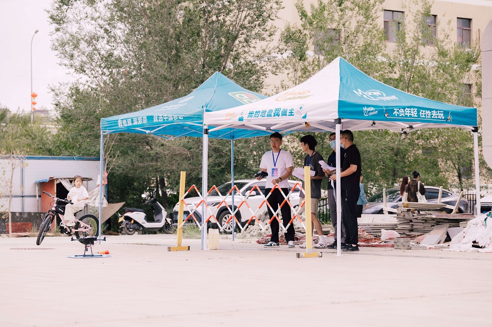 新疆無人機培訓 | 新疆無人機產業升級：保華潤天航空課程開啟職業新征程