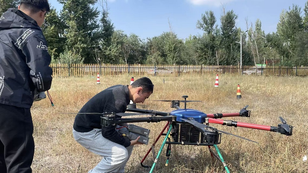 新疆無人機(jī)執(zhí)照培訓(xùn)新紀(jì)元：保華潤(rùn)天航空開啟專業(yè)飛手培養(yǎng)計(jì)劃