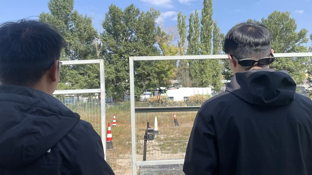 新疆保華潤(rùn)天航空無(wú)人機(jī)專業(yè)培訓(xùn):零基礎(chǔ)入學(xué),手把手帶你翱翔職業(yè)藍(lán)海