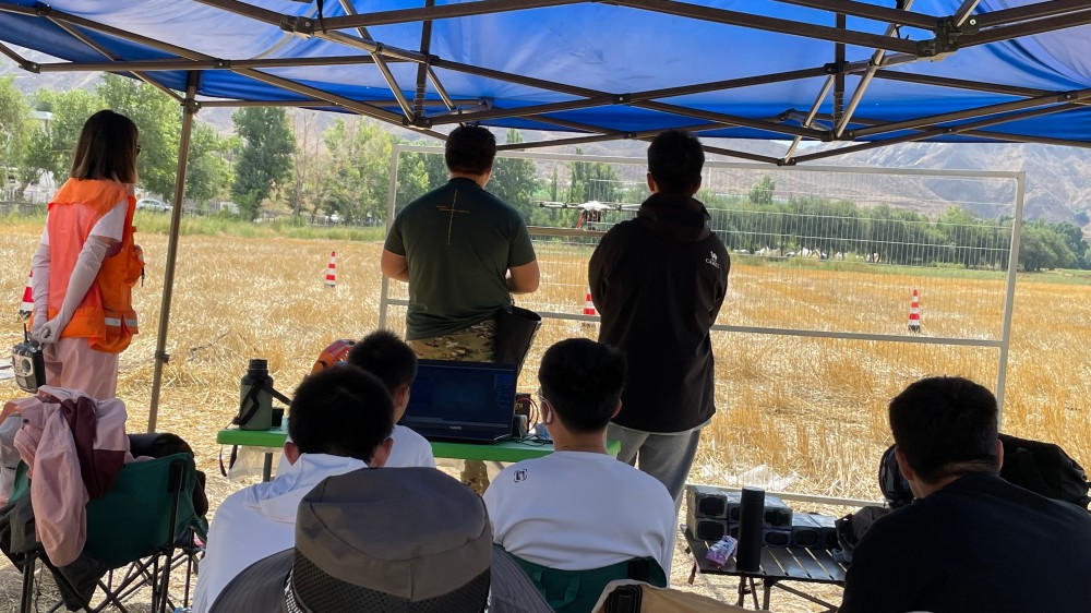 把創意“飛”出來！新疆保華潤天無人機培訓：你最酷的創作伙伴