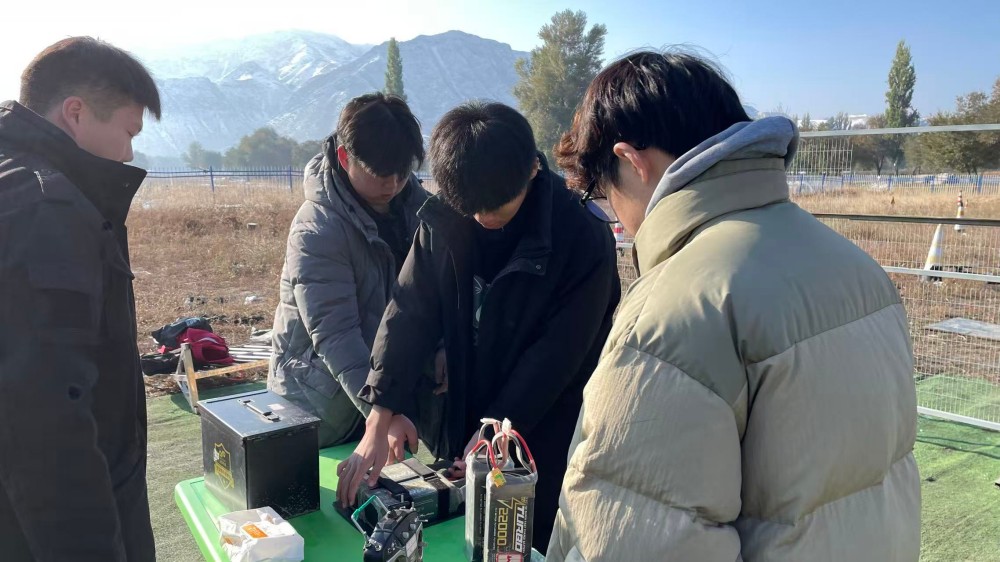 新疆無人機培訓創新！保華潤天03考點首創教學法