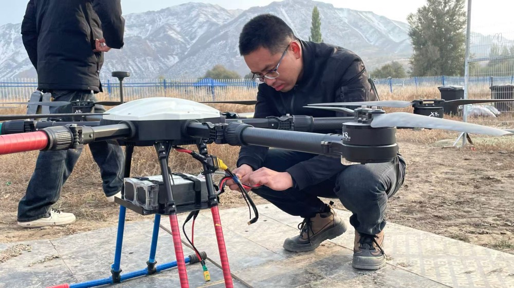 不會(huì)編程也能做測(cè)繪？保華潤天新疆無人機(jī)培訓(xùn)解鎖行業(yè)應(yīng)用門檻