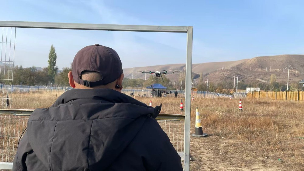 技能+證書雙收獲:保華潤天新疆無人機培訓超值套餐