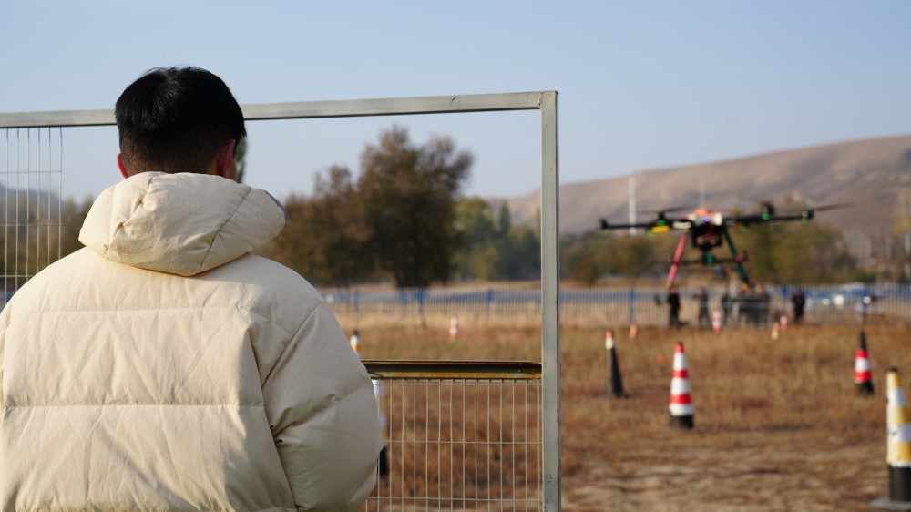 報考新疆CAAC無人機執(zhí)照,保華潤天03考點是你的捷徑