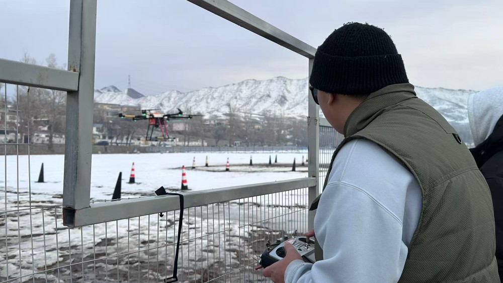 來保華潤天航空新疆無人機(jī)培訓(xùn)，體驗(yàn)標(biāo)準(zhǔn)化的高要求教學(xué)