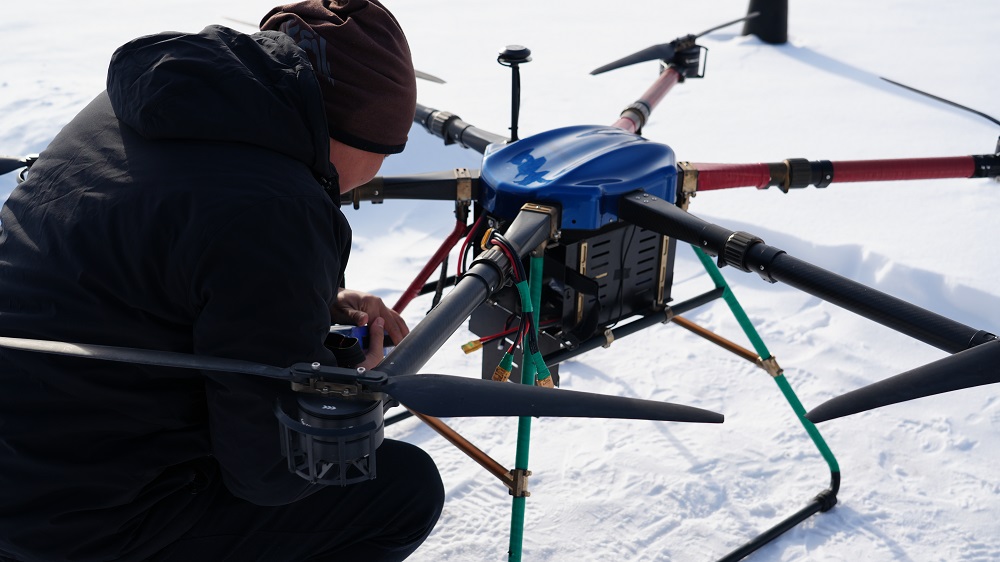 實(shí)用無(wú)人機(jī)技術(shù)培訓(xùn)在新疆，保華潤(rùn)天，手把手教你飛