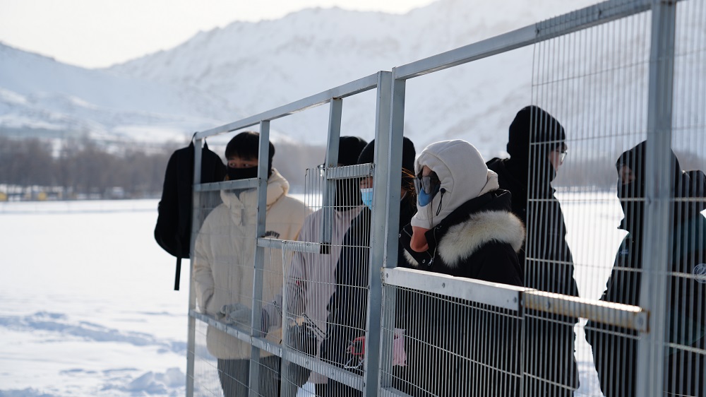 實(shí)用無(wú)人機(jī)技術(shù)培訓(xùn)在新疆，保華潤(rùn)天，手把手教你飛