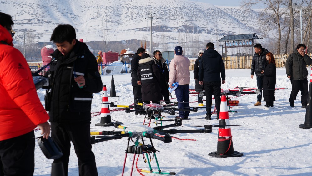 新疆無人機行業應用前景廣闊：結合培訓，如何規劃你的無人機職業發展路徑？