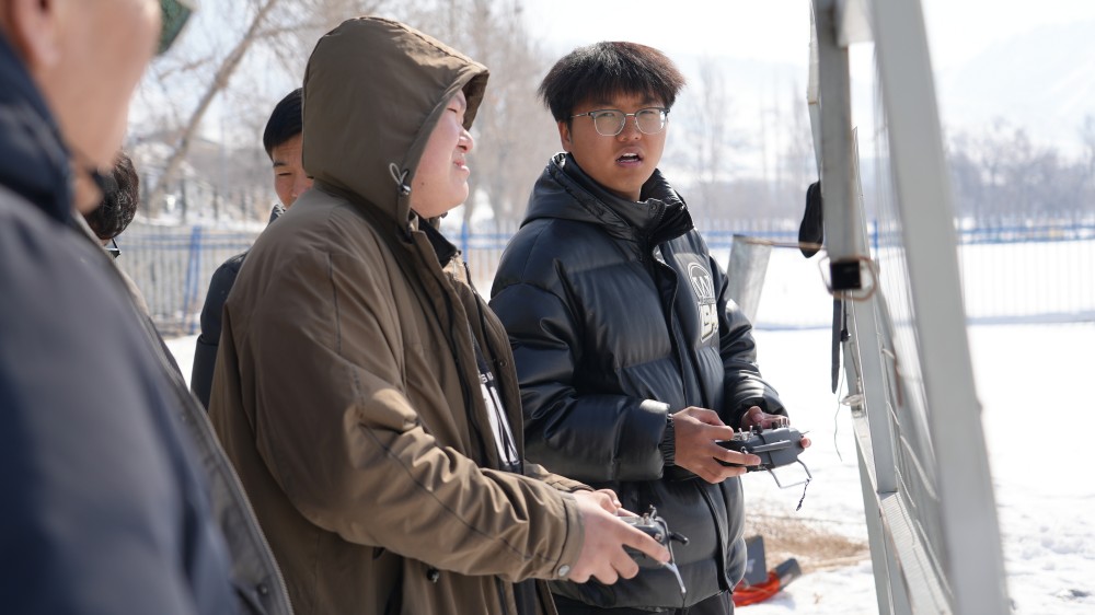 新疆無人機培訓(xùn)：亂象中的合規(guī)之路與保華潤天的雙證優(yōu)勢