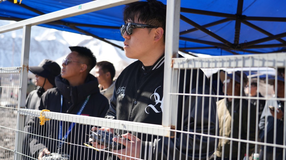 新疆無人機(jī)培訓(xùn)選保華潤天:一培雙證+免費(fèi)重修,考證就業(yè)雙保障