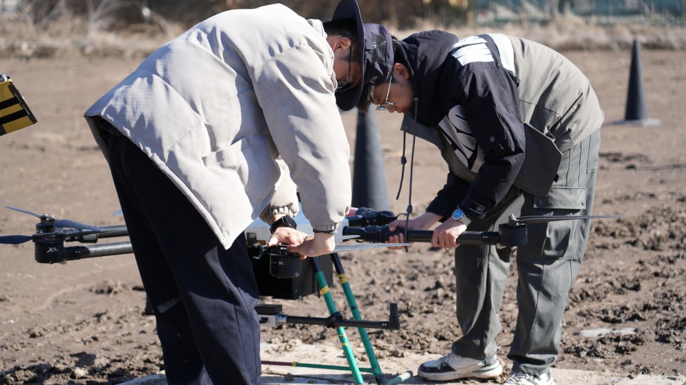 新疆無人機(jī)培訓(xùn)選保華潤天:一培雙證+免費(fèi)重修,考證就業(yè)雙保障